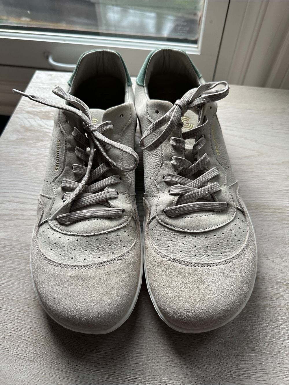 Groundies Barefoot Leather Sneakers EU 42 US 10.5 Off White Pink Mint Zero Drop